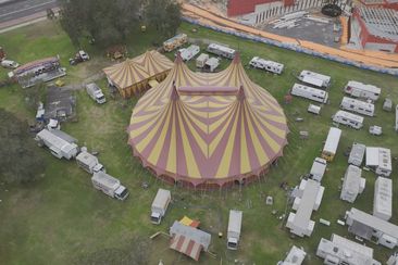 Six generation circus dynasty Stardust returns to Sydney big top 