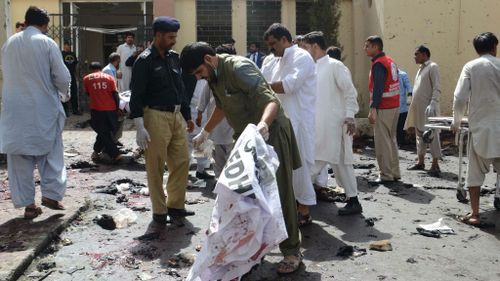 More than 70 dead after Taliban bombs hospital in Pakistan 