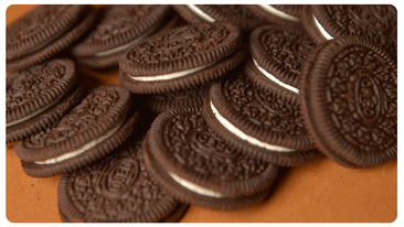 The social media squabble between mums regarding Oreos in a lunchbox revealed to be an ad