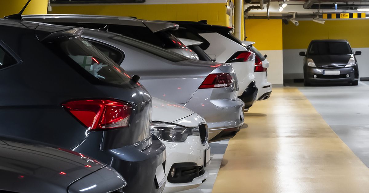 Some Aussies charge $850 a month for side hustle that may be illegal