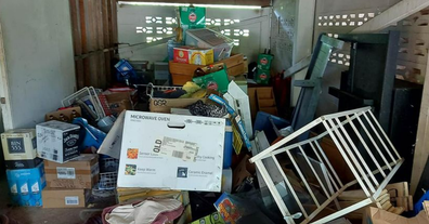 Landlord sells tenants belongings Facebook Marketplace hopes to buy a carton 