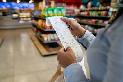 coles and woolworths customer habits grocery shopping cross shopping