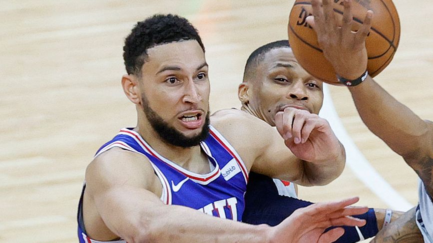 Ben Simmons powers the 76ers past the Wizards. (Getty)