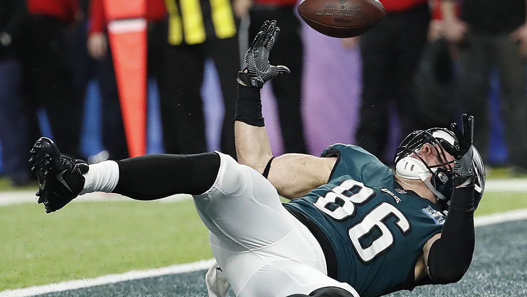 Eagles Flashback: Doug Pederson's clutch call leads to Zach Ertz TD