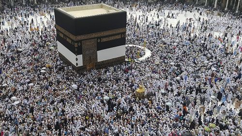 Up to 1.5 million pilgrims make trip to Mecca for first post-stampede hajj