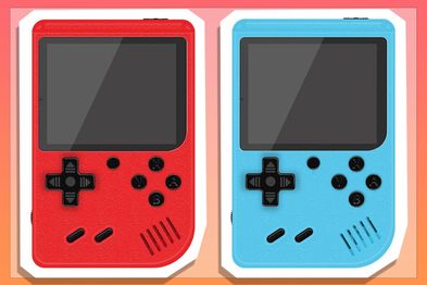 9PR: Handheld Retro Game Console, Red and Blue