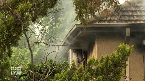 Adelaide tradies hailed as heroes after saving woman from a burning home