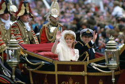 <strong><em>The York Tiara</em></strong><br>
<br>
We think Princess Eugenie has dibs on this
tiara, purchased by Queen Elizabeth and Prince Philip from Garrard &amp; Co.
for their future (then past) daughter-in-law Sarah Ferguson for approx.
$500,000.<br>
<br>
The tiara was worn by Fergie for her 1986
wedding to Prince Andrew, Duke of York.