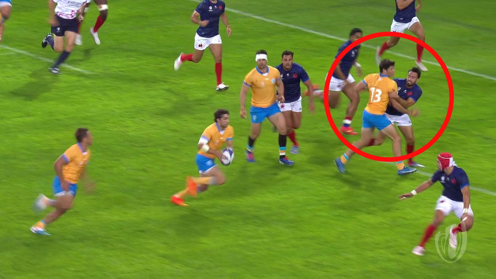 The moment Uruguay&#x27;s Tomas Inciarte impeded Antoine Hastoy that starved Felipe Etcheverry of a try.
