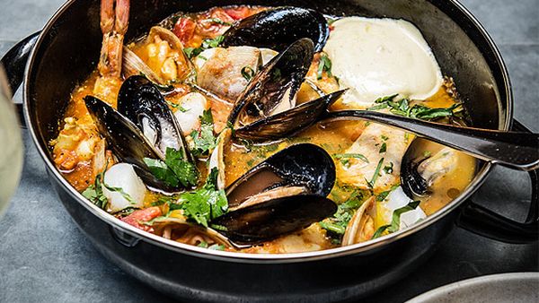 Fish stew with rouille and garlic toast