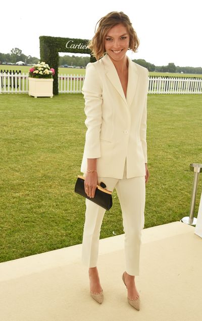 <p>Jennifer Hawkins' Polo Tip #4</p>
<p>"Crisp clean outfits like a gorgeous tailored suit also work well if you’re going for an understated look."</p>