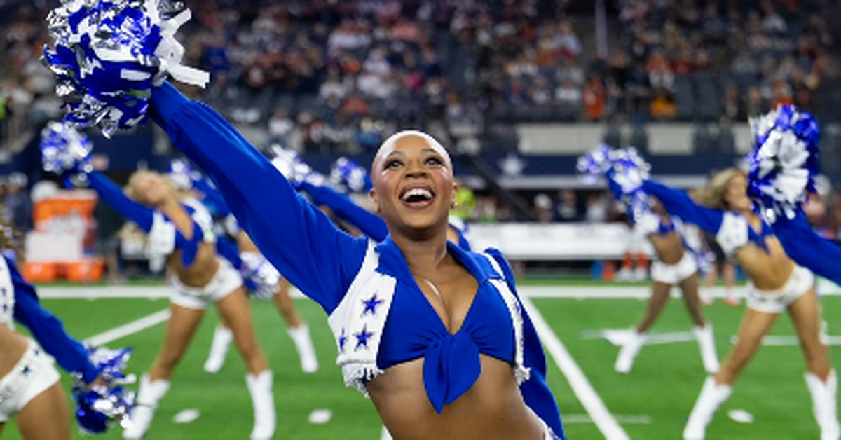 Dallas Cowboys cheerleader Armani Latimer dances without wig after