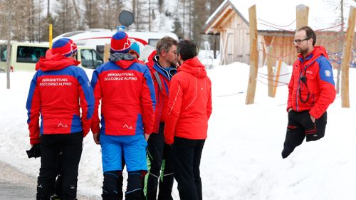 Six dead following avalanche near Italian-Austrian border