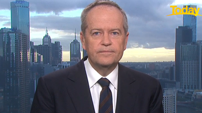 Bill Shorten has backed a new Qantas rule, which will move to forbid unvaccinated travellers from flying.