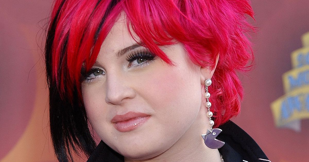 Kelly Osbourne: Apa yang terjadi pada Kelly Osbourne, apa yang dia lakukan sekarang, dan bagaimana dia mendorong ketenaran dalam reality show orang tuanya The Osbournes? | Penjelasan