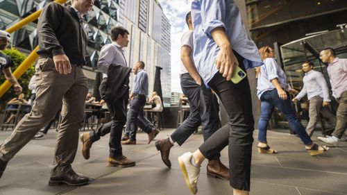 Trabalhadores de escritório no CBD.