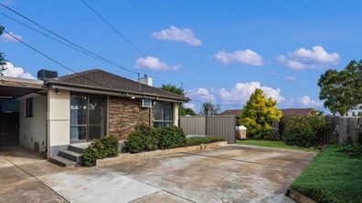 29 Richard Rd, Melton South VIC 