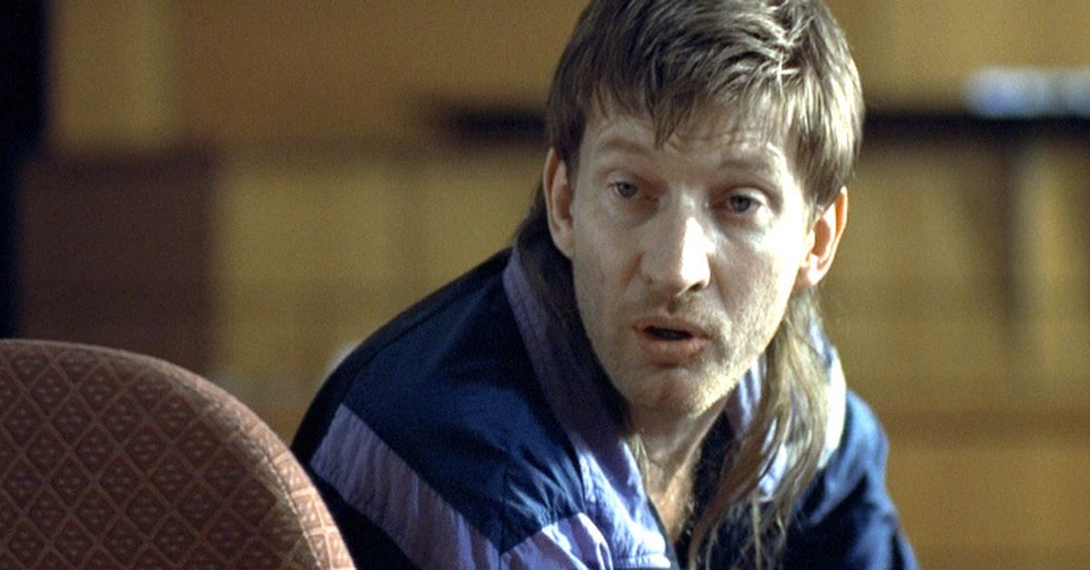 David Wenham merefleksikan peran gettin ‘square Johnny Spitieri dalam film baru Spit