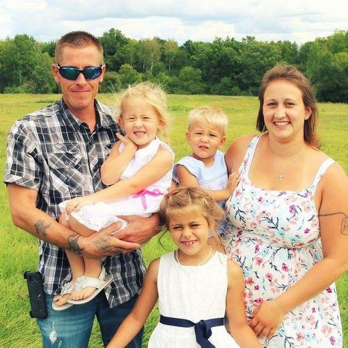 Cari Mews-Fryman, 29, and her husband Erik Fryman took their three children to Aposle Islands in Northern Wisconsin last week.