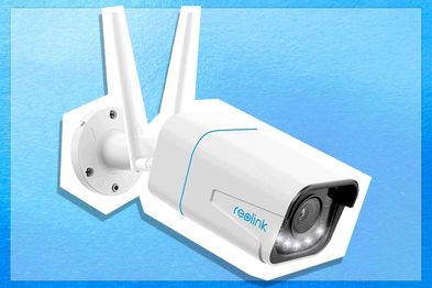 9PR: Reolink 5MP Outdoor WiFi Security Camera with 5X Optical Zoom