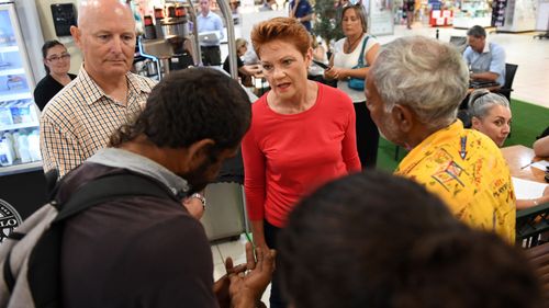 Aboriginals confront Hanson in Geraldton
