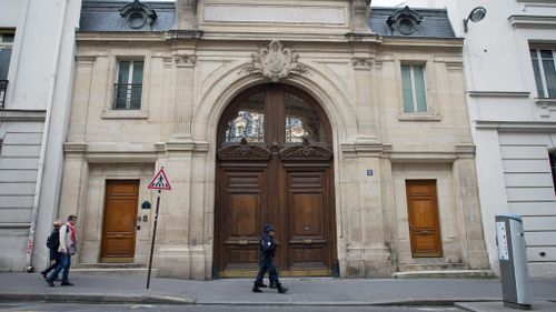 Google's headquarters in Paris raided in tax inquiry