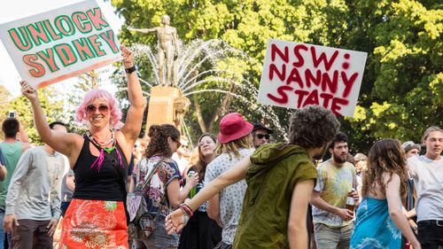 Protesters in Kings Cross at a rally opposing Sydney's lockout laws. (AAP)