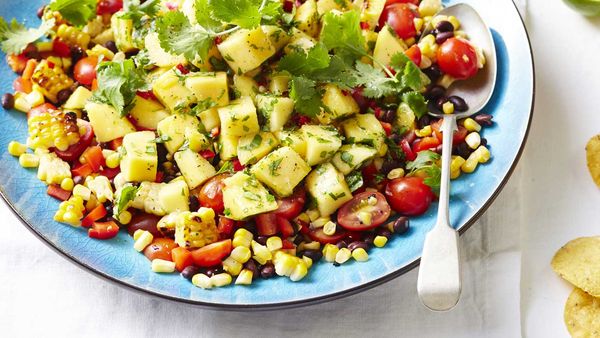 Spicy Mexican mango salad recipe