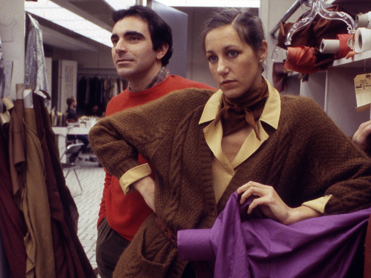 Donna Karan Steps Down as Chief Designer - DKNY, Donna Karan International