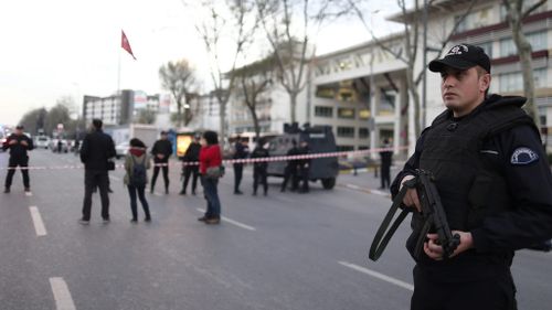 Female bomber shot dead after attacking police in Istanbul