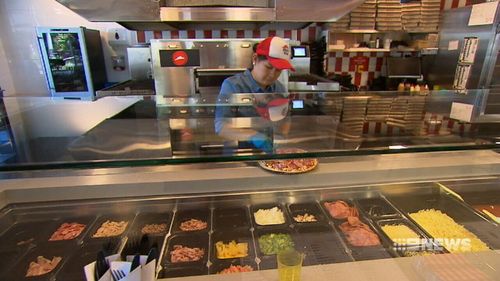 Pizza Hut set to roll out 100 traditional family restaurants. (9NEWS)

