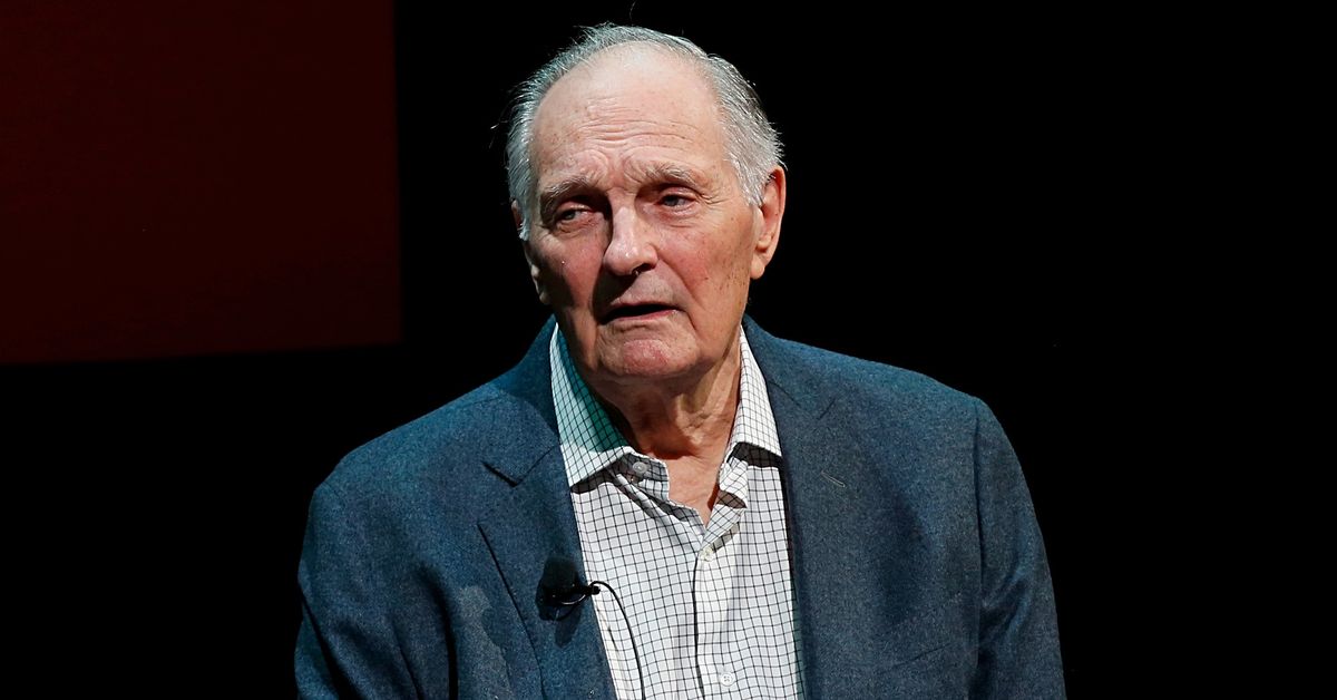 'Almost a full-time job': Alan Alda shares an update on his Parkinson's battle
