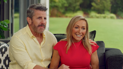 Janette meets Bear's family