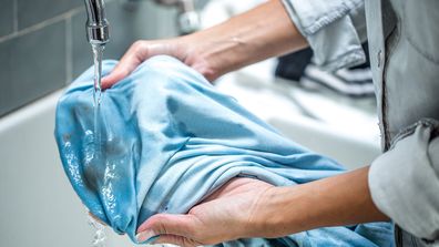 Tips and tricks for stains on clothes and ironing