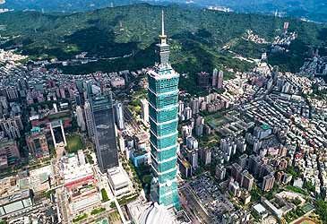 How tall is Taipei 101?