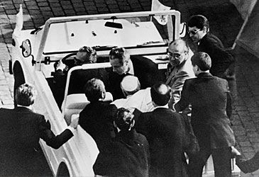 When did Mehmet Ali Ağca attempt to assassinate Pope John Paul II?