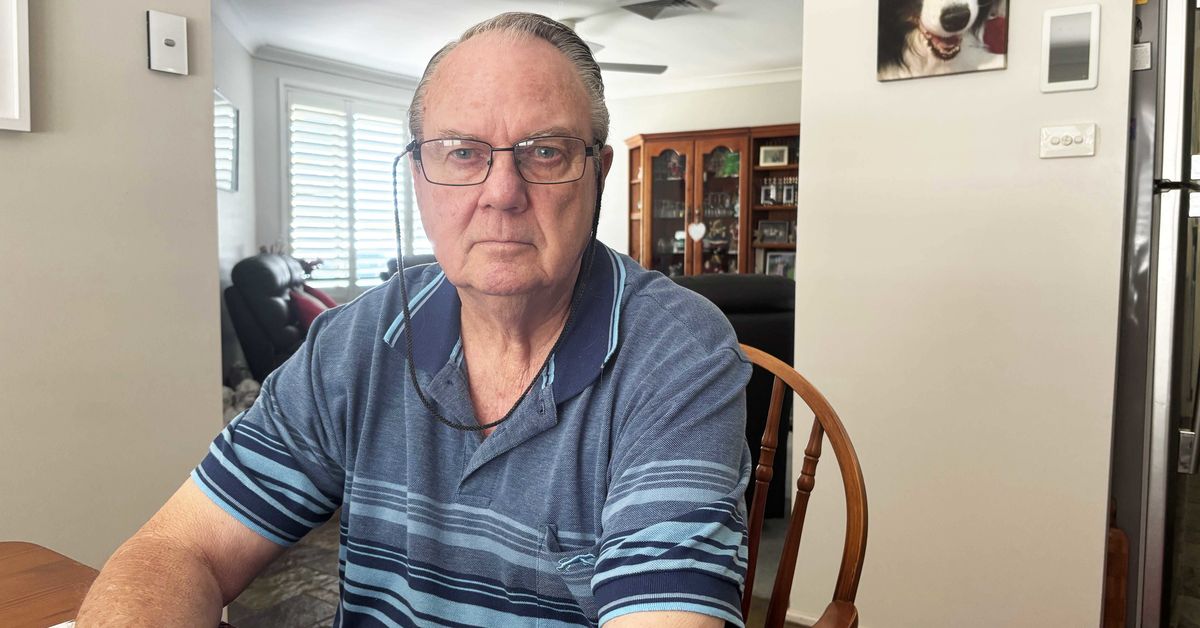 Why some Aussies are still clocking on a decade after 'retirement'