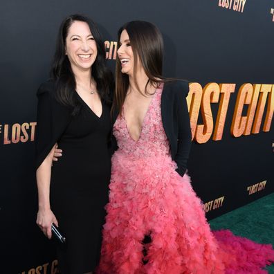  (L-R) Gesine Bullock-Prado and Sandra Bullock attend the Los Angeles premiere of 'The Lost City' at Regency Village Theatre on March 21, 2022 in Los Angeles, California. (Photo by Vivien Killilea/Getty Images for Paramount Pictures)