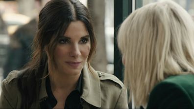 Watch Sandra Bullock Plot A Heist In Official Ocean S 8 Trailer