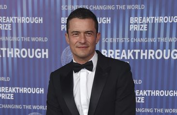 Orlando Bloom arrives at the tenth Breakthrough Prize Ceremony