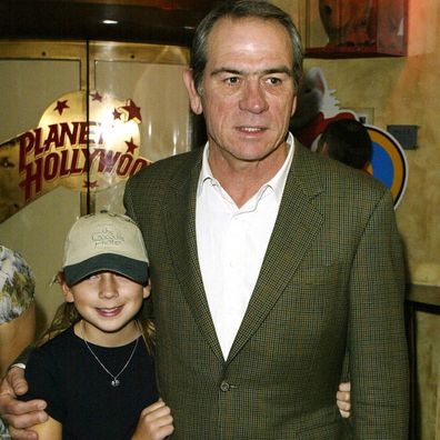 LONDON - JULY 14: American actor Tommy Lee Jones and his daughter Victoria arrive for the premiere of the film "Stuart Little 2" at Planet Hollywood on July 14, 2002 in London. (Photo by Dave Hogan/Getty Images)