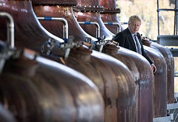 Whisky stills are most commonly lined with which metal?