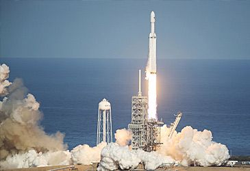 Which aerospace company operates Falcon Heavy?