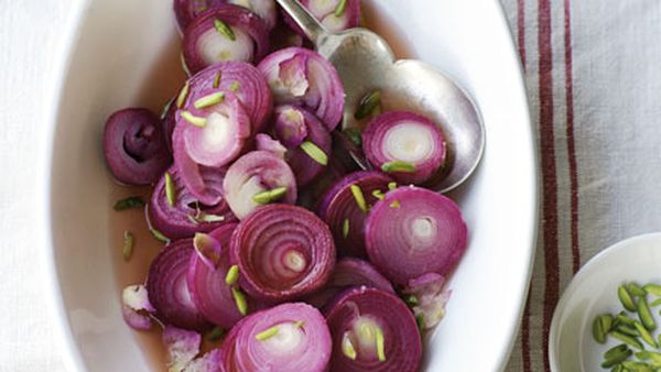 Pickled onion rings in rose vinegar