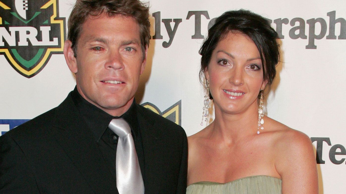 Brett Kimmorley with wife Sharnie at the 2009 Dally M Awards.