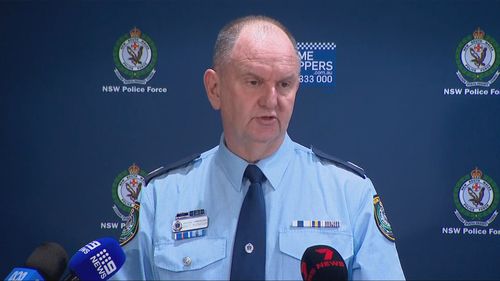 Il vicecommissario della polizia del NSW Brett McFadden non ha saputo dire perché la polizia volesse fermare l'uomo.