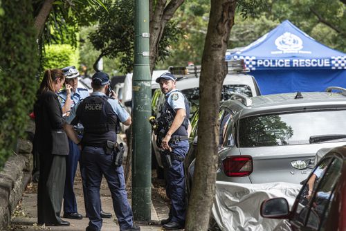 Police operation in Potts Point with suspected fatal shooting 3rd March 2026 SMH Photo: STEVEN SIEWERT