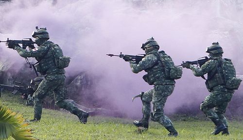 A file photo of Taiwanese soldiers holding military drills.