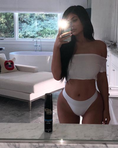 By choosing a single DIY self-tanner, <a href="https://style.nine.com.au/2018/07/20/08/58/pat-mcgrath-labs-kylie-jenner-kylie-cosmetics" target="_blank" title="billionaire-to-beKylie Jenner" draggable="false">billionaire-to-be Kylie Jenner</a> has helped put an <a href="https://style.nine.com.au/2018/05/17/09/24/sustainable-beauty-brands" target="_blank" title="Australian beauty brand " draggable="false">Australian beauty brand </a>at the forefront of the
cosmetics world.<br />
<br />
The 20-year-old reality star and Kylie Cosmetics founder has
given Melbourne-based tanning brand, Bondi Sands, her tick of approval after she&nbsp;<a href="https://www.instagram.com/p/Bl_0gJDgcNV/?hl=encm&amp;taken-by=kyliejenner" target="_blank" title="posted a selfie " draggable="false">posted a selfie </a>of herself posing with a bottle of their <a href="https://www.bondisands.com.au/self-tanning-foam-dark-200ml" target="_blank" title="$19.95 DarkSelf-Tanning Foam." draggable="false">$19.95 Dark Self-Tanning Foam.</a><br />
<br />
"My new favourite at home self-tan all the way from
Australia @bondisands #ad," Jenner captioned the post <br />
<br />
The post has garnered over 5 million likes and endless
comments from fans eager to replicate Jenner&rsquo;s Bondi-inspired glow.<br />
<br />
"OMG this is my favourite tan too!" commented one user.<br />
<br />
"Gonna try this immediately" wrote another.<br />
<br />
As one of the world&rsquo;s most coveted social media influencers
with 112 million Instagram followers and the title of the 6th most followed
person on the platform, Jenner&rsquo;s ability to expose a brand sees her earning a
reported $1 million per social media post.<br />
<br />
Which means the Aussie brand should stock up on the
lightweight tanner that is enriched with Aloe Vera and coconut to ensure a
smooth and streak-free tan.<br />
<br />
"As a brand we were incredibly excited to work with Kylie
and as we expand further into the USA in 2019 we will look to build on the
relationship with Kylie through future product launches and activity as we have
done with all of our Bondi Sands ambassadors globally," Bondi Sands co-founder
Blair James told HoneyStyle.<br />
<br />
With spring just around the corner, there is no time like
the present to <a href="http://https://style.nine.com.au/2017/05/30/15/57/style_best-ways-to-fake-tan-in-winter" target="_blank" draggable="false">get a jump on your post-winter glow. <br />
</a><br />
Take a leaf out of Kylie&rsquo;s beauty book by adding a DIY
tanner to your beauty bag today.<br />
<br />
Click through to find one that is just right for you.