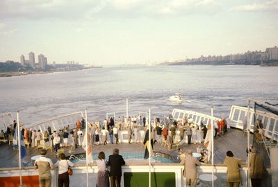 Queen Elizabeth 2 cruise ship leaving New York in 1975